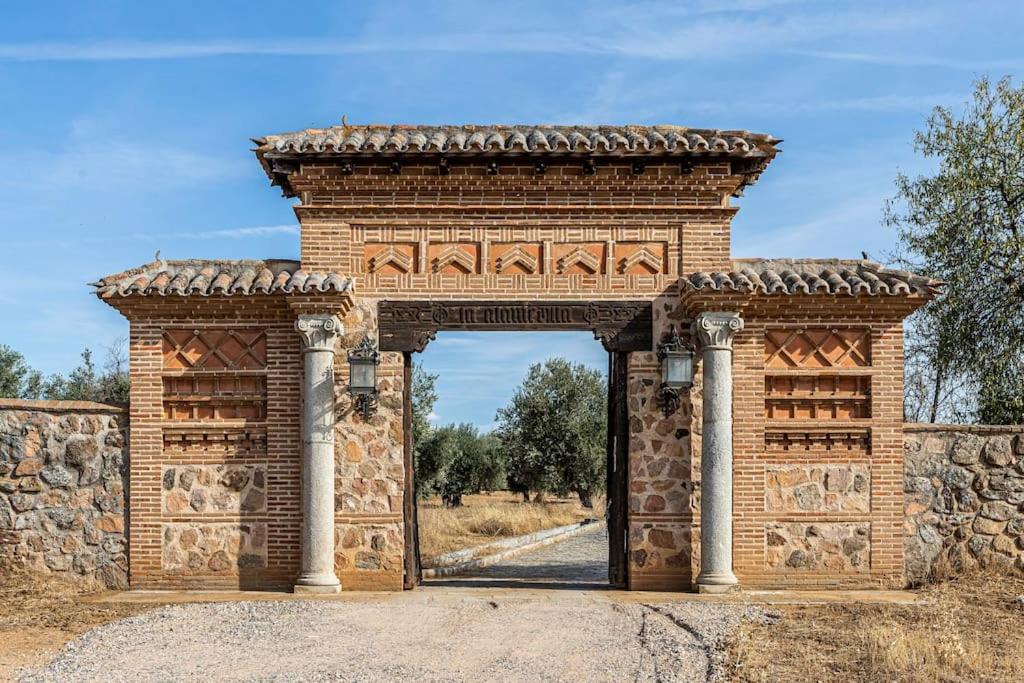 Casa Palacio Toledo Puy Du Fou Екстериор снимка