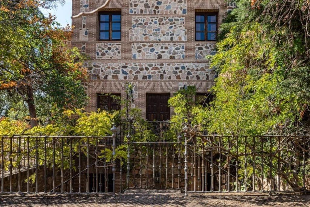 Casa Palacio Toledo Puy Du Fou Екстериор снимка