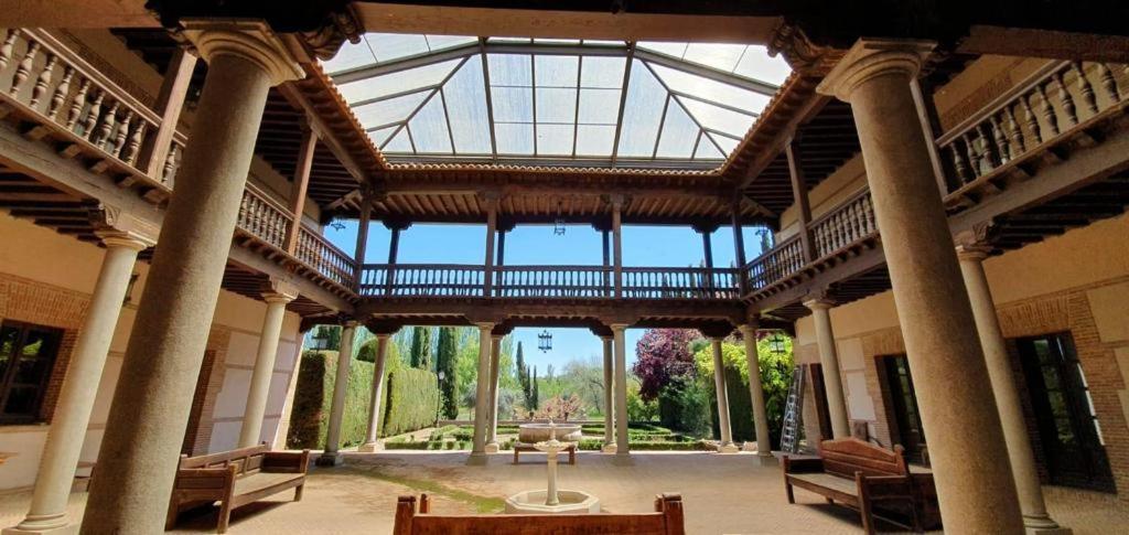 Casa Palacio Toledo Puy Du Fou Екстериор снимка